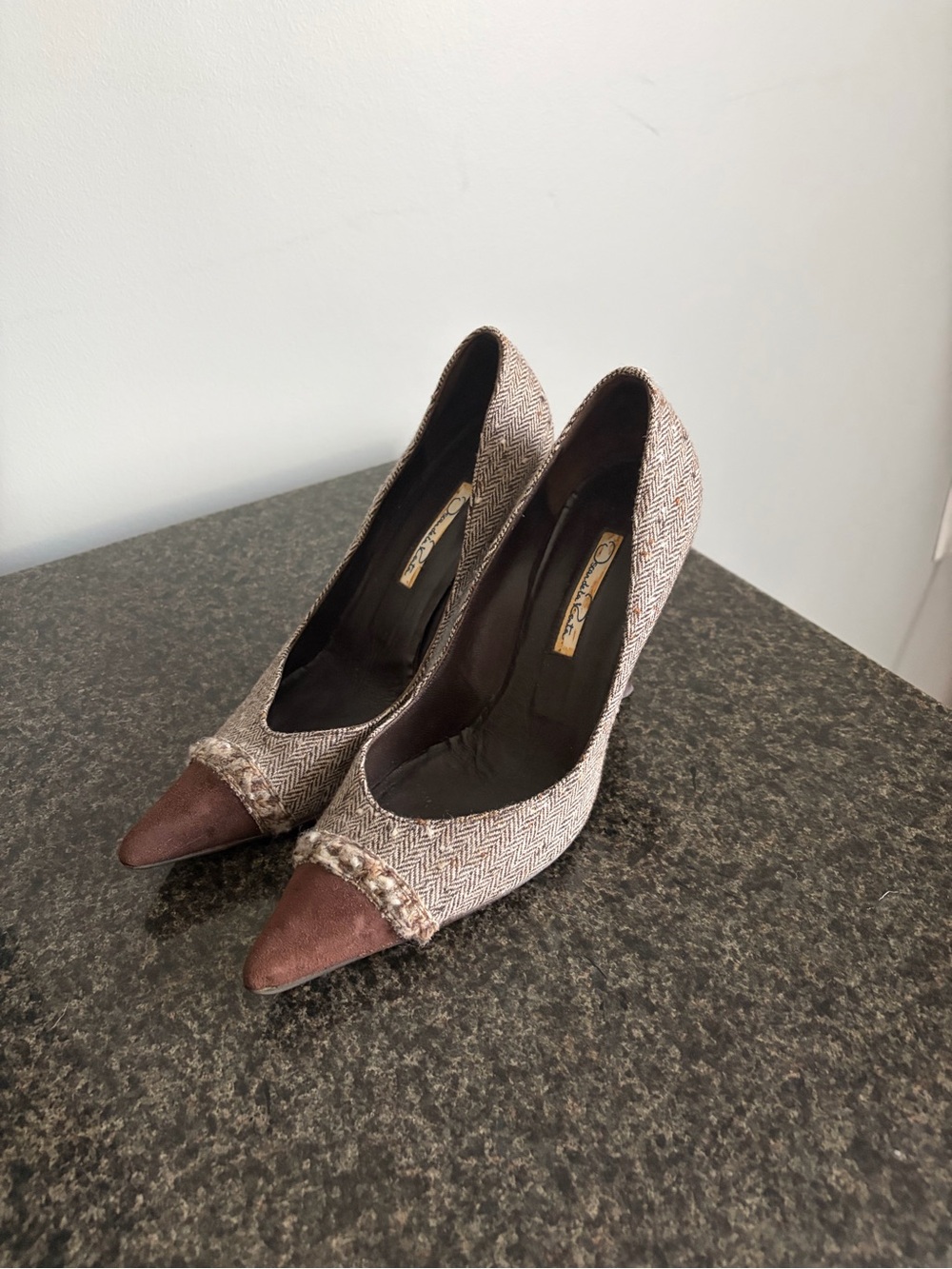 Oscar de la Renta Tweed Pointed-Toe Pumps in Brown and Cream